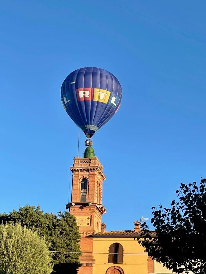 La Torre Di Caprera Siena Exterior foto