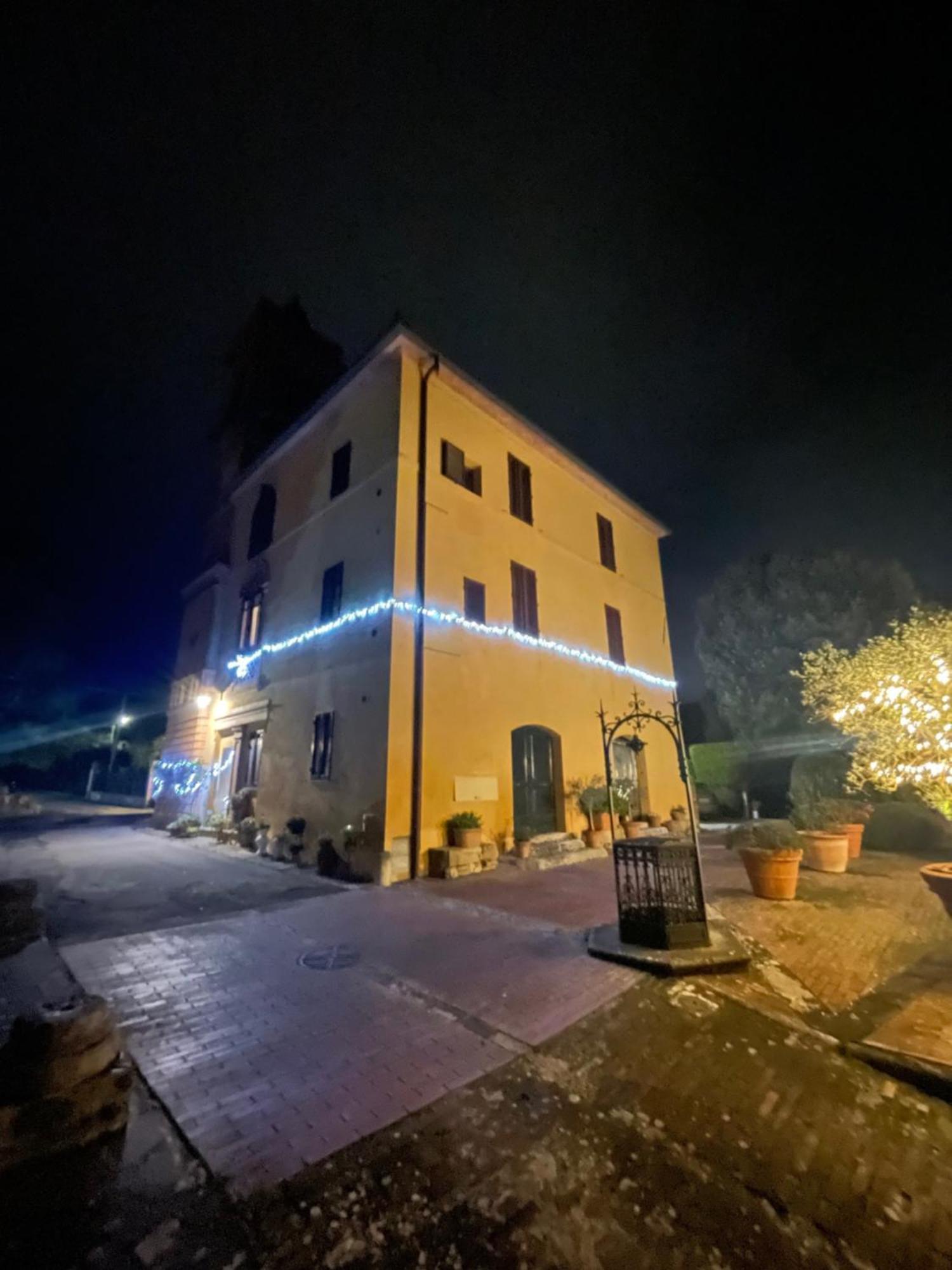 La Torre Di Caprera Siena Exterior foto